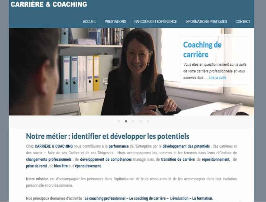 Consultante en coaching de carrière lors d'une séance.